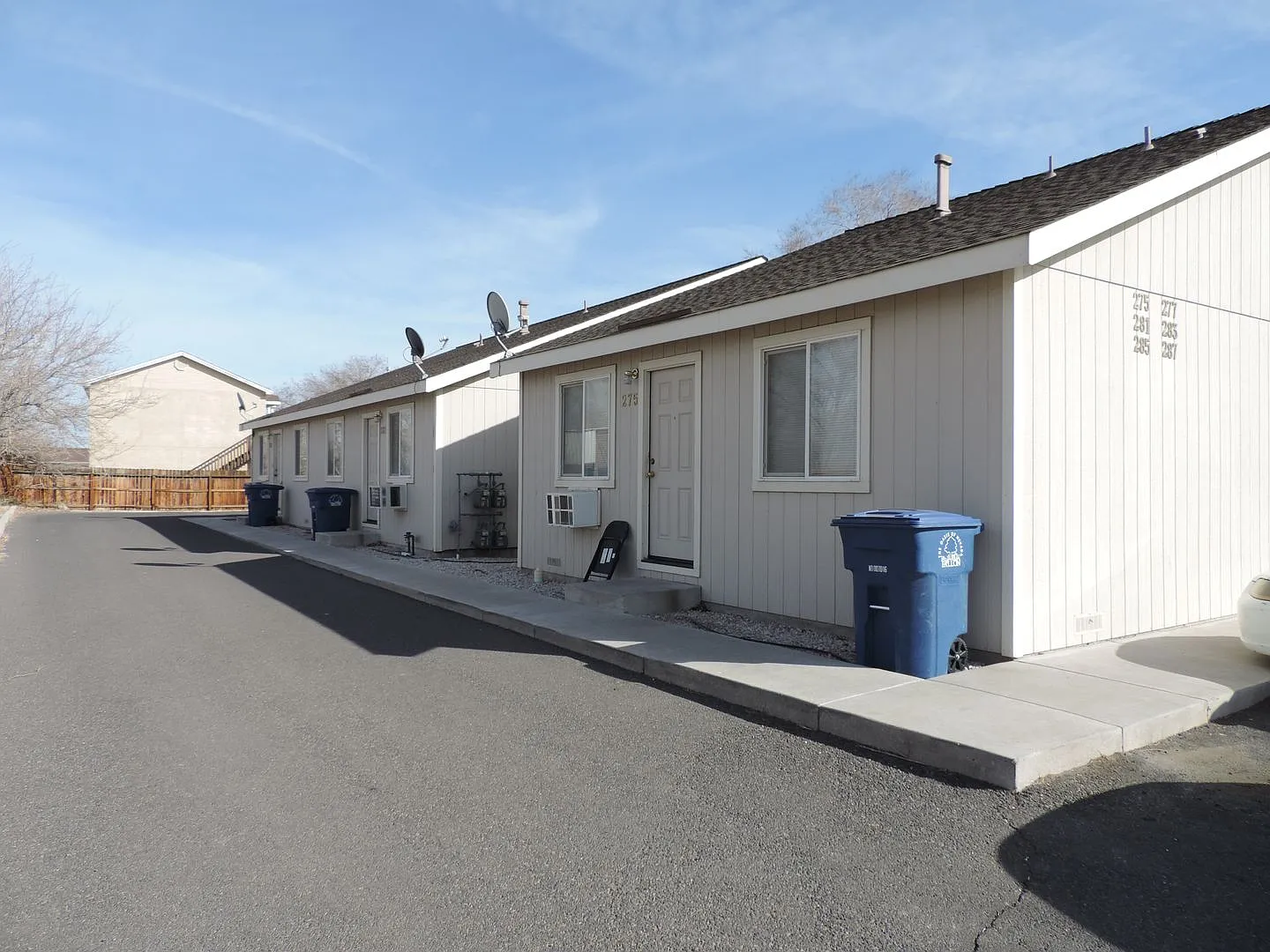 285 Dalton Fallon, NV 89406 — Photo 1
