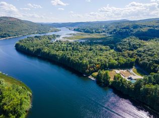 225 Missing Link Rd, Bellows Falls, VT 05101