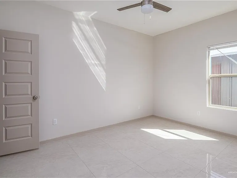 2114 Galveston Ave #2 — Photo 12