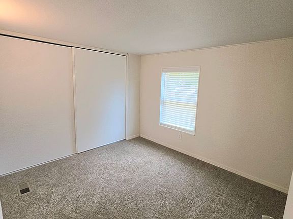 4th image of 9021 N Runkle Rd