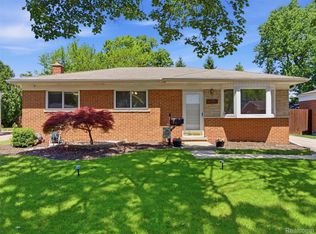 14081 La Chene Ave, Warren, MI 48088