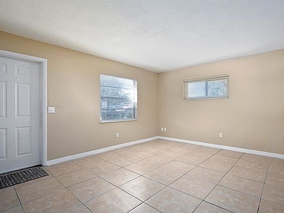 4th image of 7777 Stratford Blvd