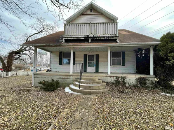 805 S Hickory St, Centralia, IL 62801