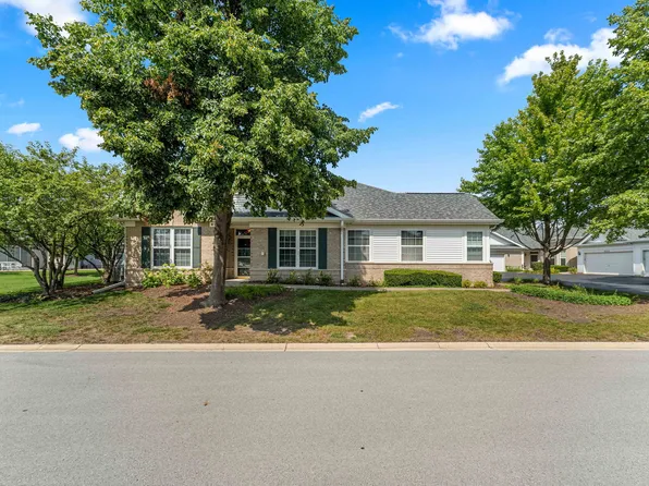 16310 Crescent Lake Dr Unit 16310, Crest Hill, IL 60403