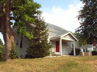 805 Buckley Rd, Saint Louis, MO 63125