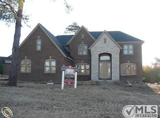7869 Oxford Dr, Canton, MI 48187