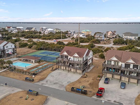 2nd image of 2508 Ocean Drive #14b1