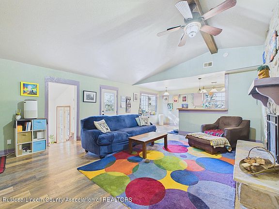 2nd image of 313 Mockingbird Ln