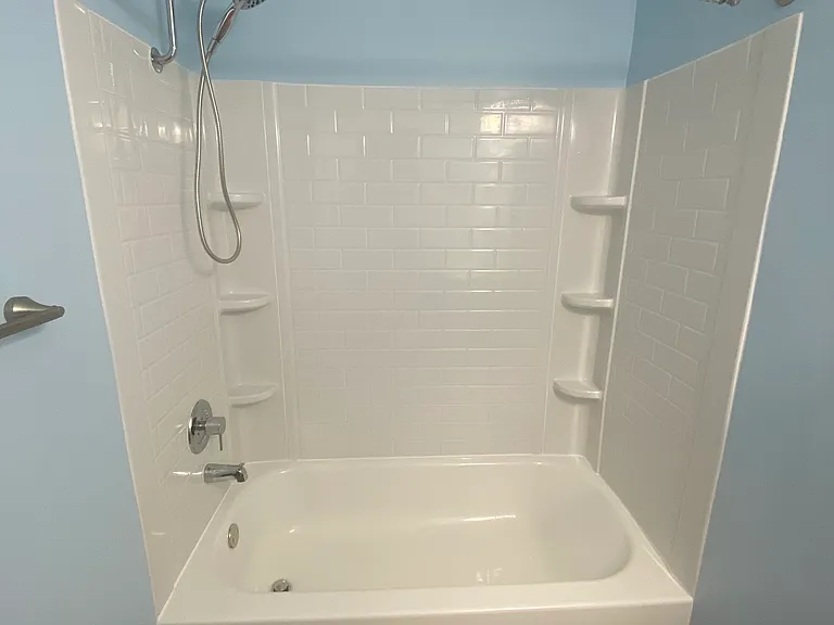 tub/shower