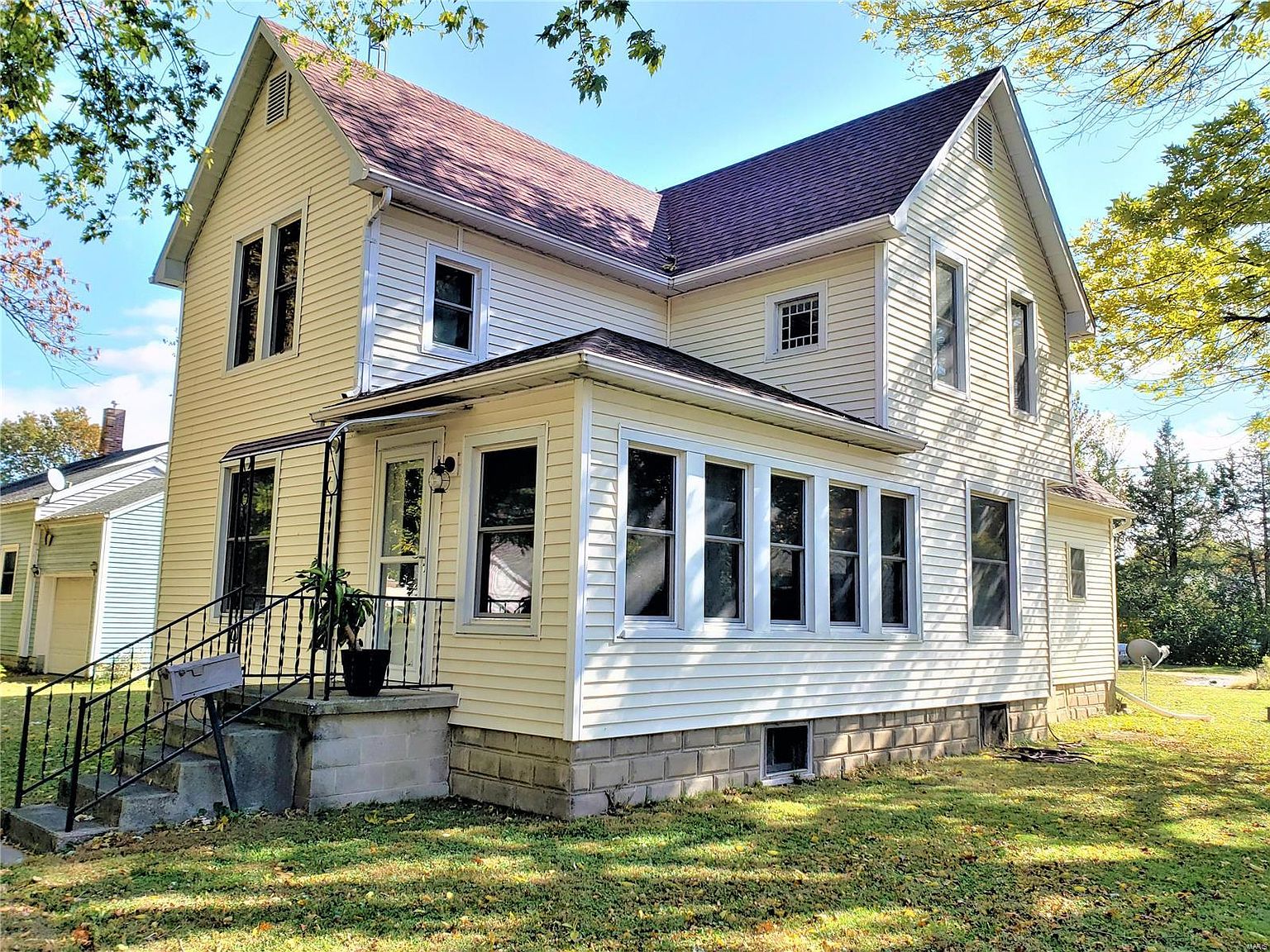 121 W South St, Nokomis, IL 62075 Zillow