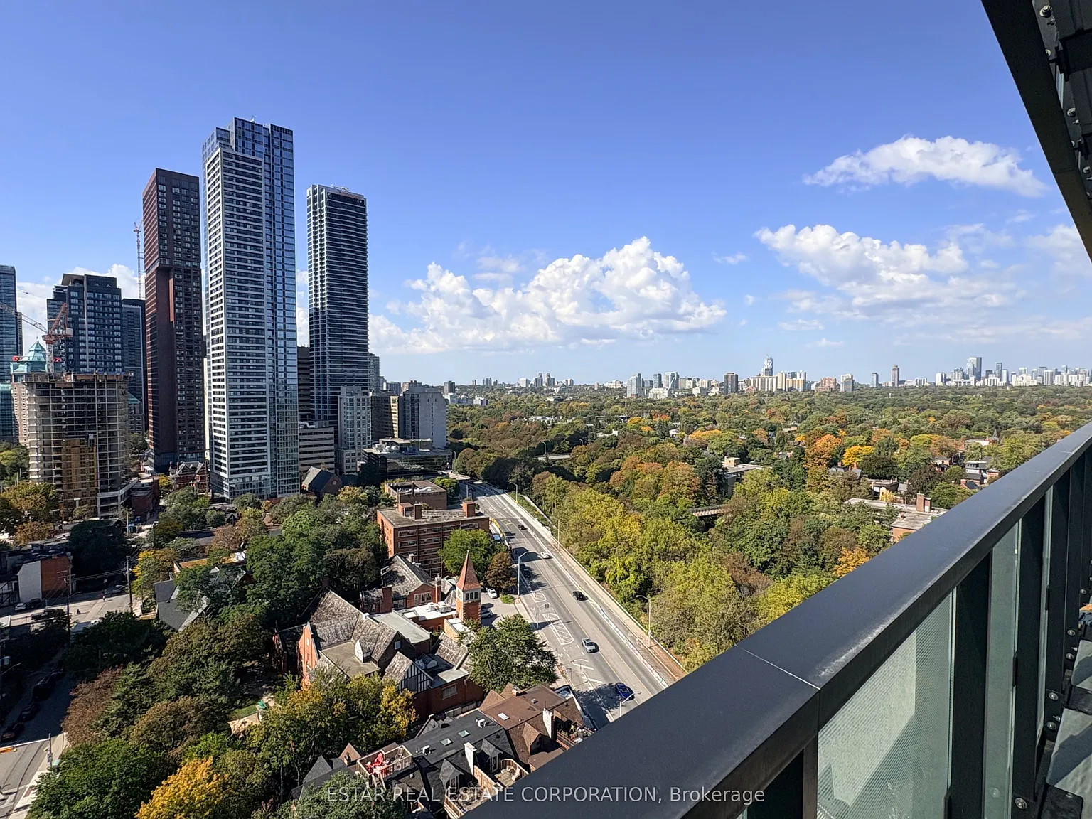 575 Bloor St E — Photo 1
