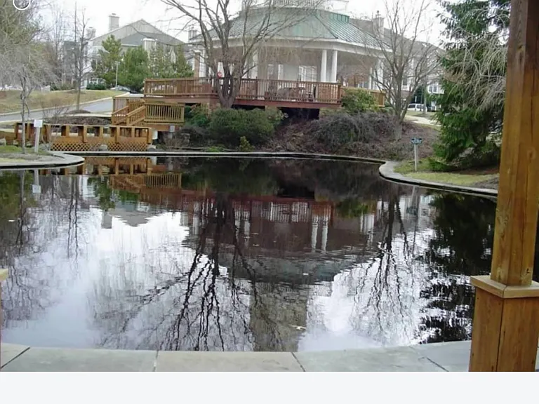 608 Squire Ln #H — Photo 9