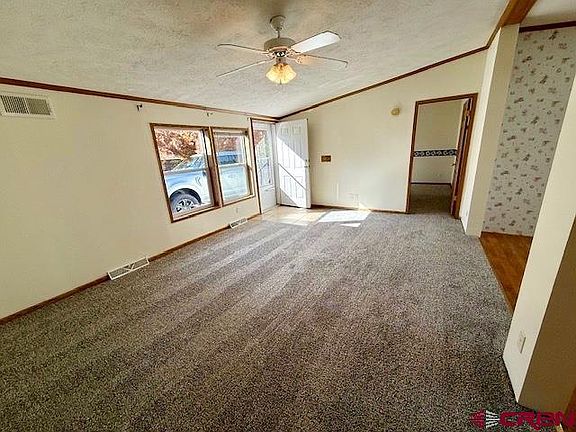 3rd image of 1144 N Colorado Circle