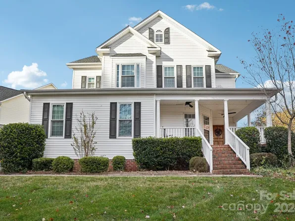 19302 Ruffner Dr, Cornelius, NC 28031