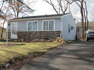 55 Washington Ave, Lake Hiawatha, NJ