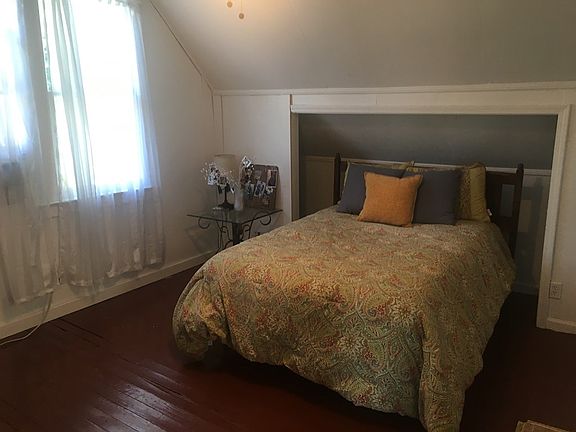 3rd image of 256 Kiker St