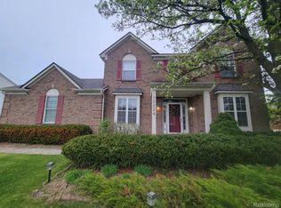 10224 Wellington Dr, Clarkston, MI 48348