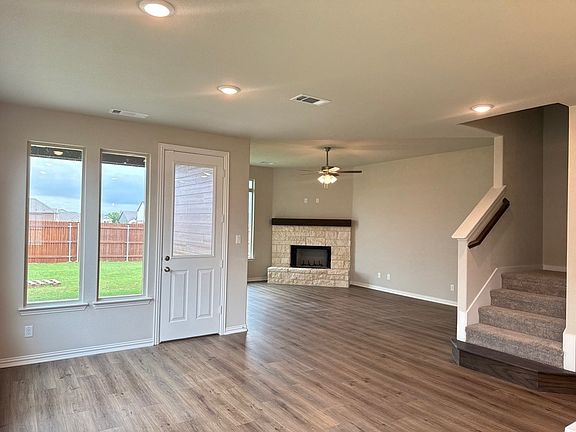 4th image of 1221 Colca Dr