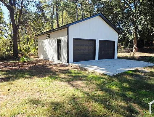 110 Amanda Ct — Photo 15