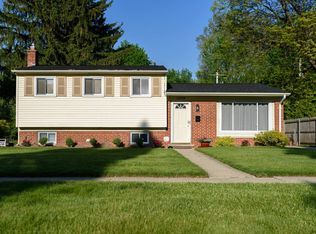 22338 Tredwell Ave, Farmington Hills, MI 48336