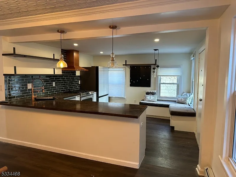 1 bed, 1.0 bath, $2,800 — Photo 3
