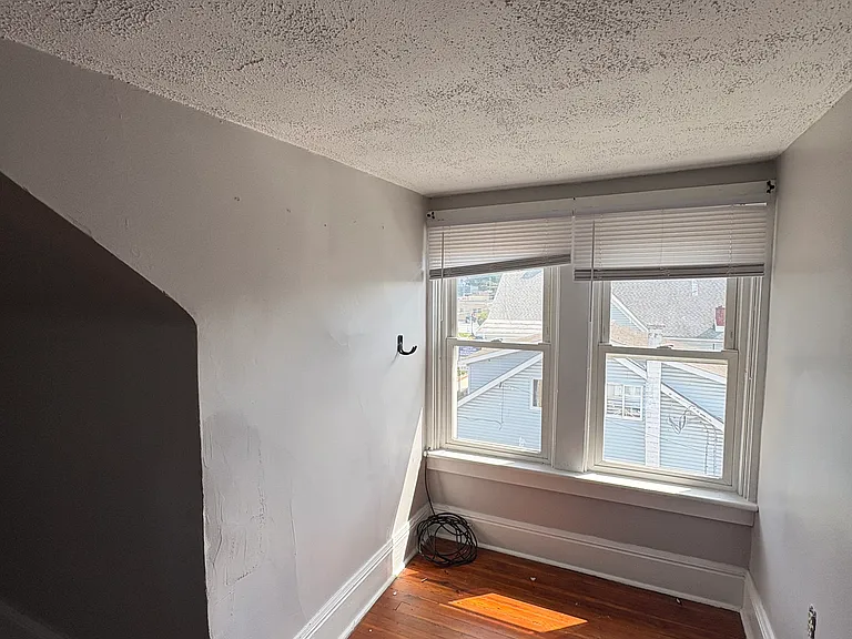 436 Market St #4 — Photo 4