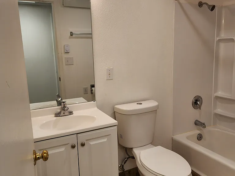 17911 W Big Lake Blvd #6 — Photo 7