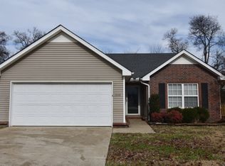 2828 Roscommon Dr, Murfreesboro, TN 37128