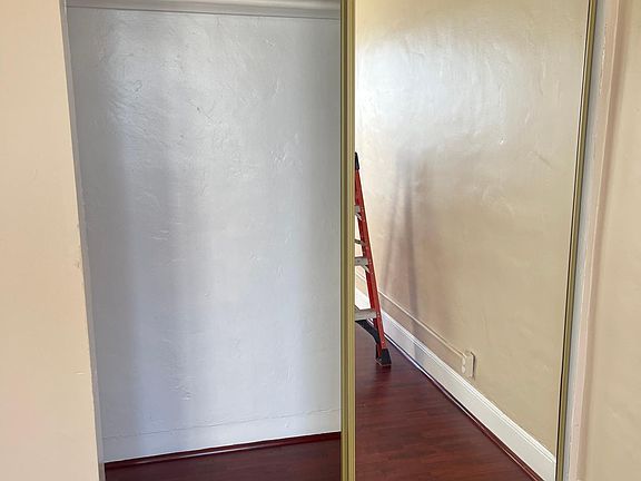 5th image of 669 Hillsborough St APT 30
