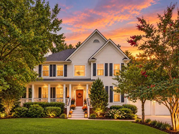 200 Oak Point Landing Dr, Mount Pleasant, SC 29464