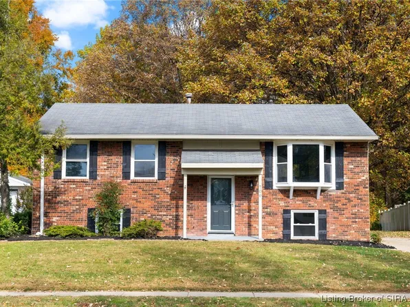 706 Webster Boulevard, Jeffersonville, IN 47130