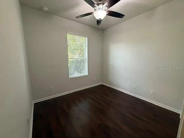 7622 Colbury Ave — Photo 22
