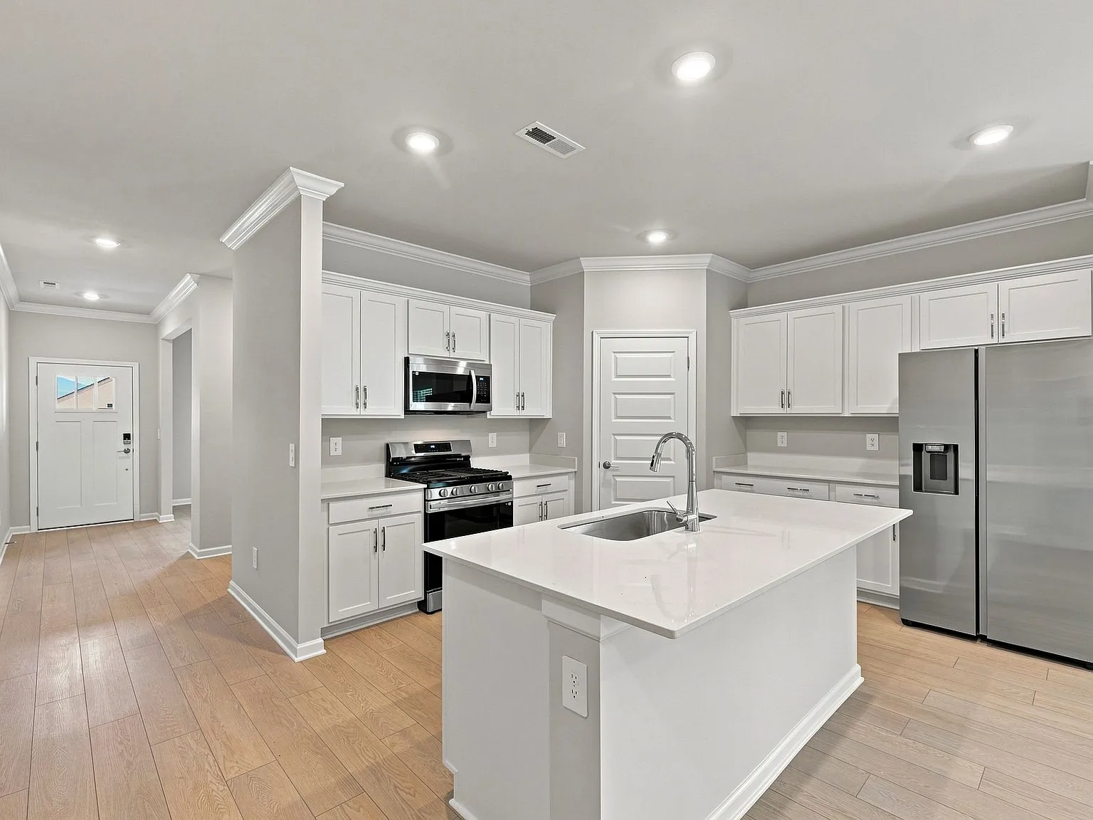 7211 Holly Creek Drive Southeast - 1 — Photo 2
