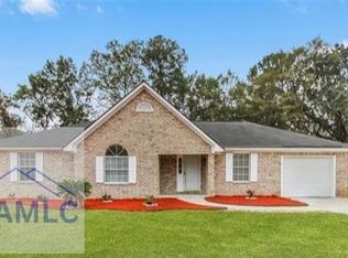 100 McCumber Dr, Allenhurst, GA 31301