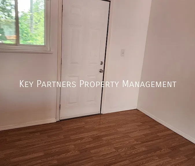 128 Warner Ave #3 — Photo 7