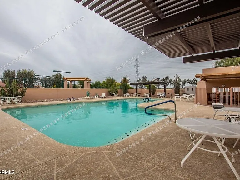 11558 W Tortoise Ct — Photo 43