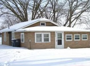 1020 4th Ave, Dixon, IL 61021