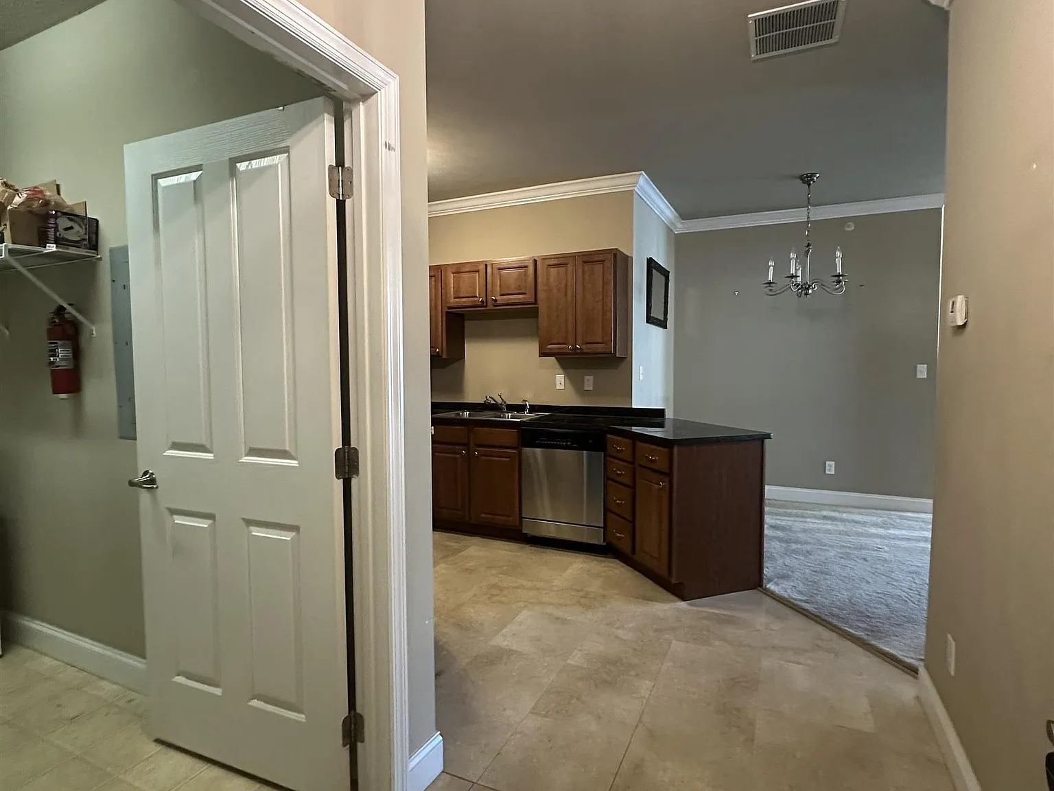 2 bed, 2.0 bath, $1,700 — Photo 3
