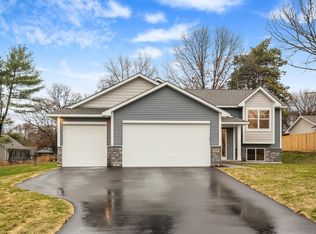 10841 Kumquat St NW, Coon Rapids, MN 55448