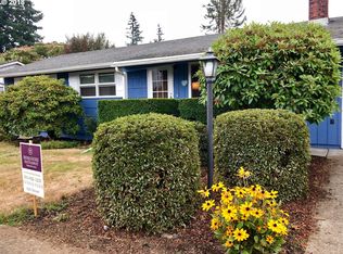 14126 SE Salmon St, Portland, OR 97233