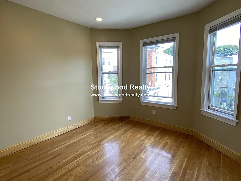 38 Mount Vernon St #2 — Photo 34