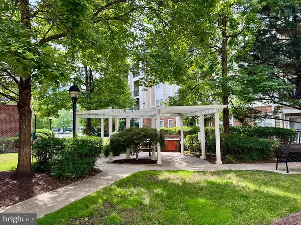 12945 Centre Park Cir APT 303, Herndon, VA 20171