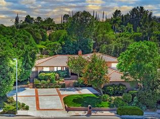 22548 Waterbury St, Woodland Hills, CA 91364