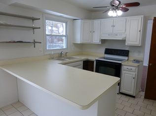 3956 Hillside Dr, Ypsilanti, MI 48197