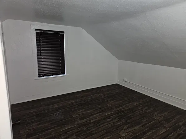 1209 S 8th St, Sheboygan City, WI 53081