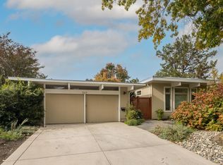 869 Richardson Ct #A, Palo Alto, CA 94303