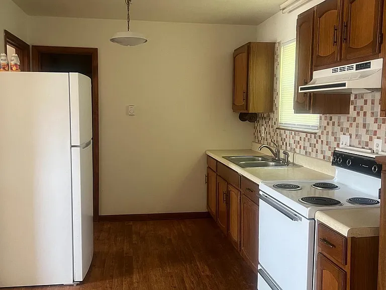 7280 Brentland Rd #201 — Photo 8