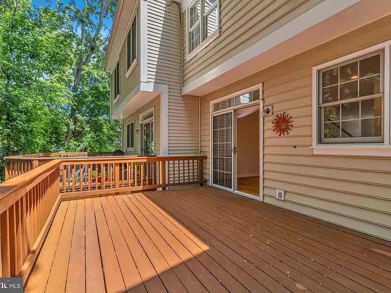 9902 Michael Schar Ct — Photo 19