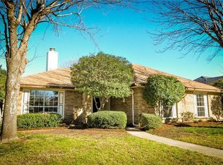 3818 Knights Bridge Dr, Rowlett, TX 75088