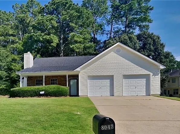 8043 Harmony Lakes Dr, Lithonia, GA 30058